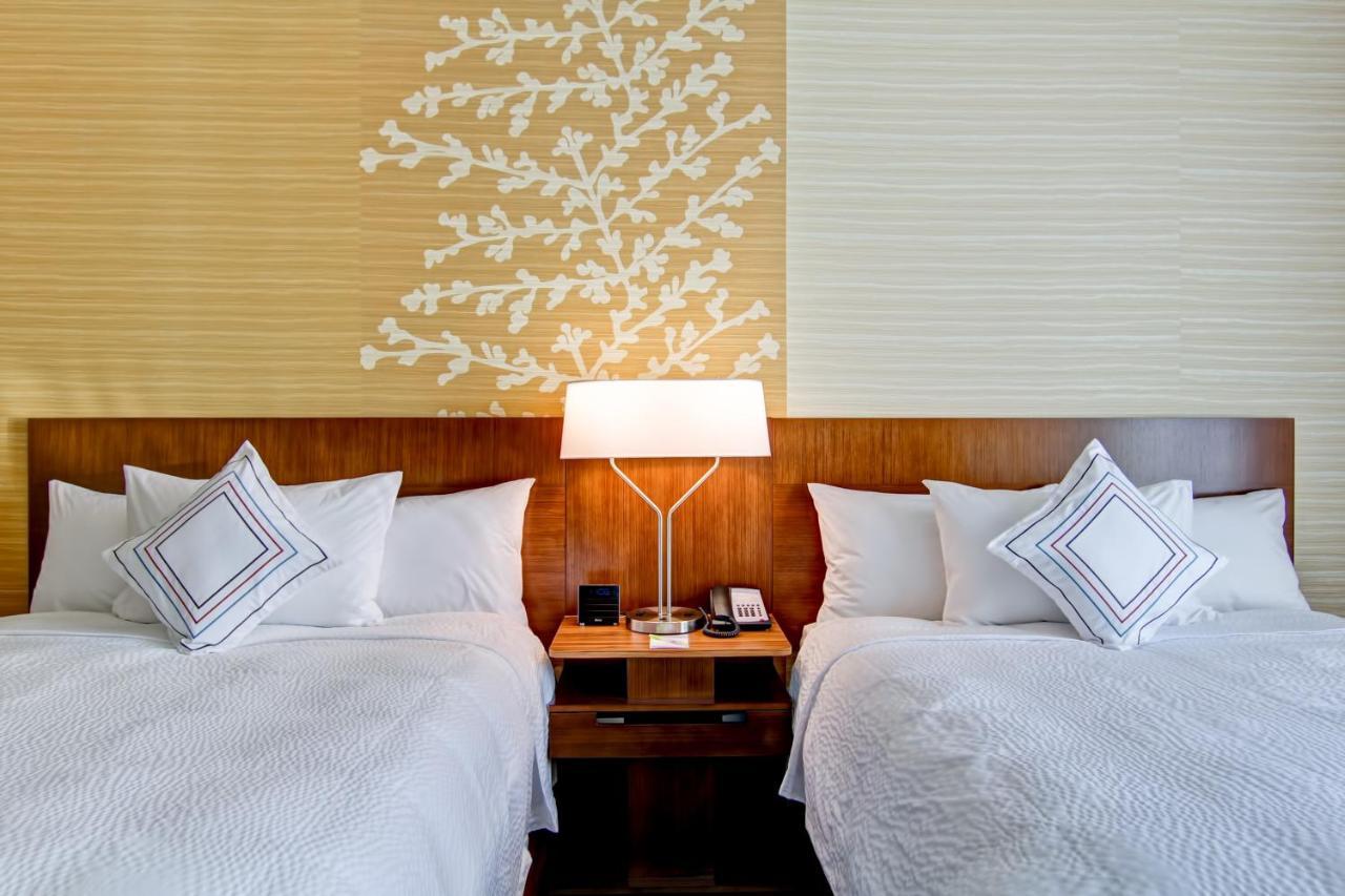 Fairfield Inn & Suites By Marriott Kamloops Esterno foto