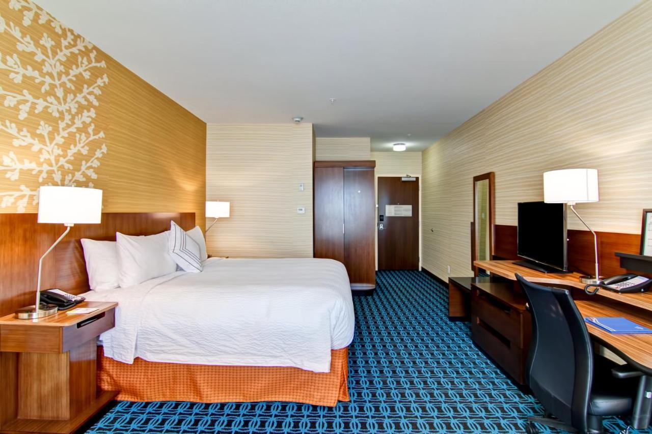 Fairfield Inn & Suites By Marriott Kamloops Esterno foto