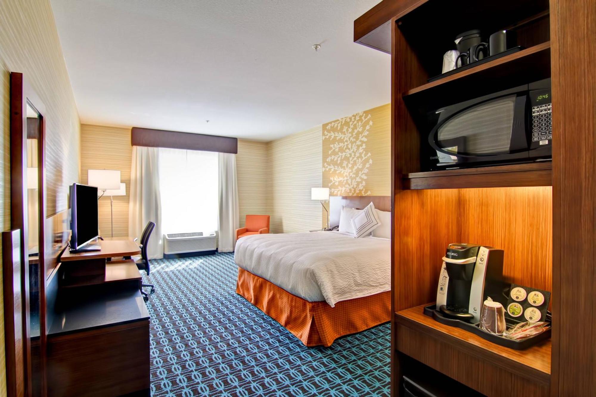 Fairfield Inn & Suites By Marriott Kamloops Esterno foto