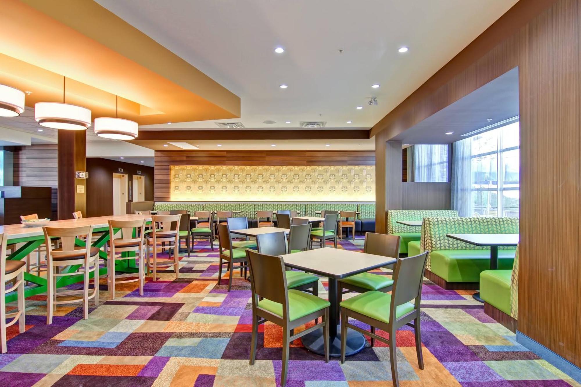 Fairfield Inn & Suites By Marriott Kamloops Esterno foto