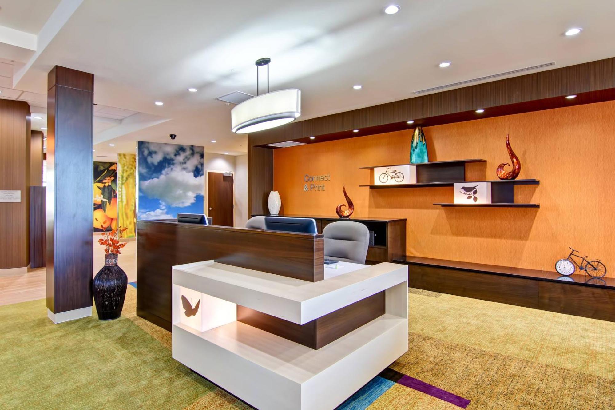 Fairfield Inn & Suites By Marriott Kamloops Esterno foto
