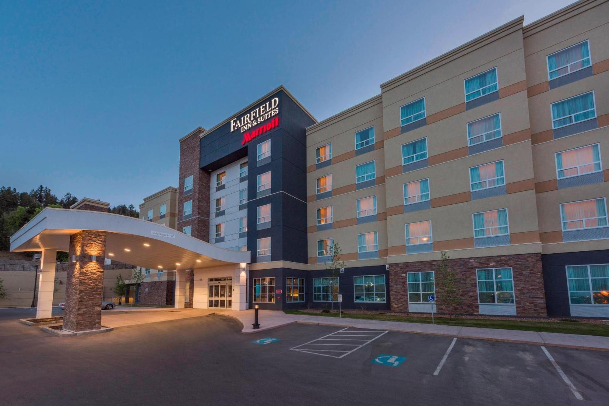 Fairfield Inn & Suites By Marriott Kamloops Esterno foto