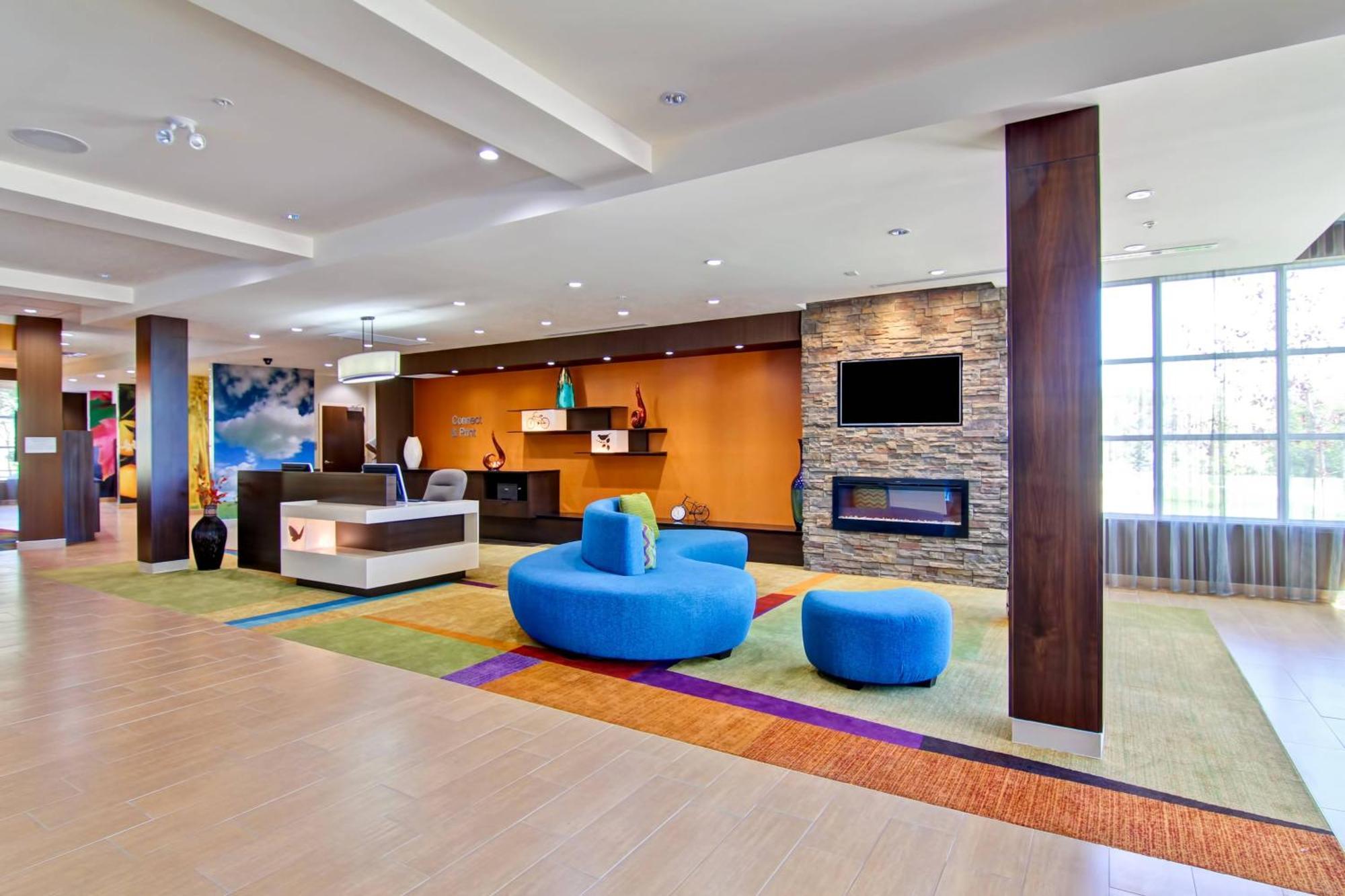 Fairfield Inn & Suites By Marriott Kamloops Esterno foto