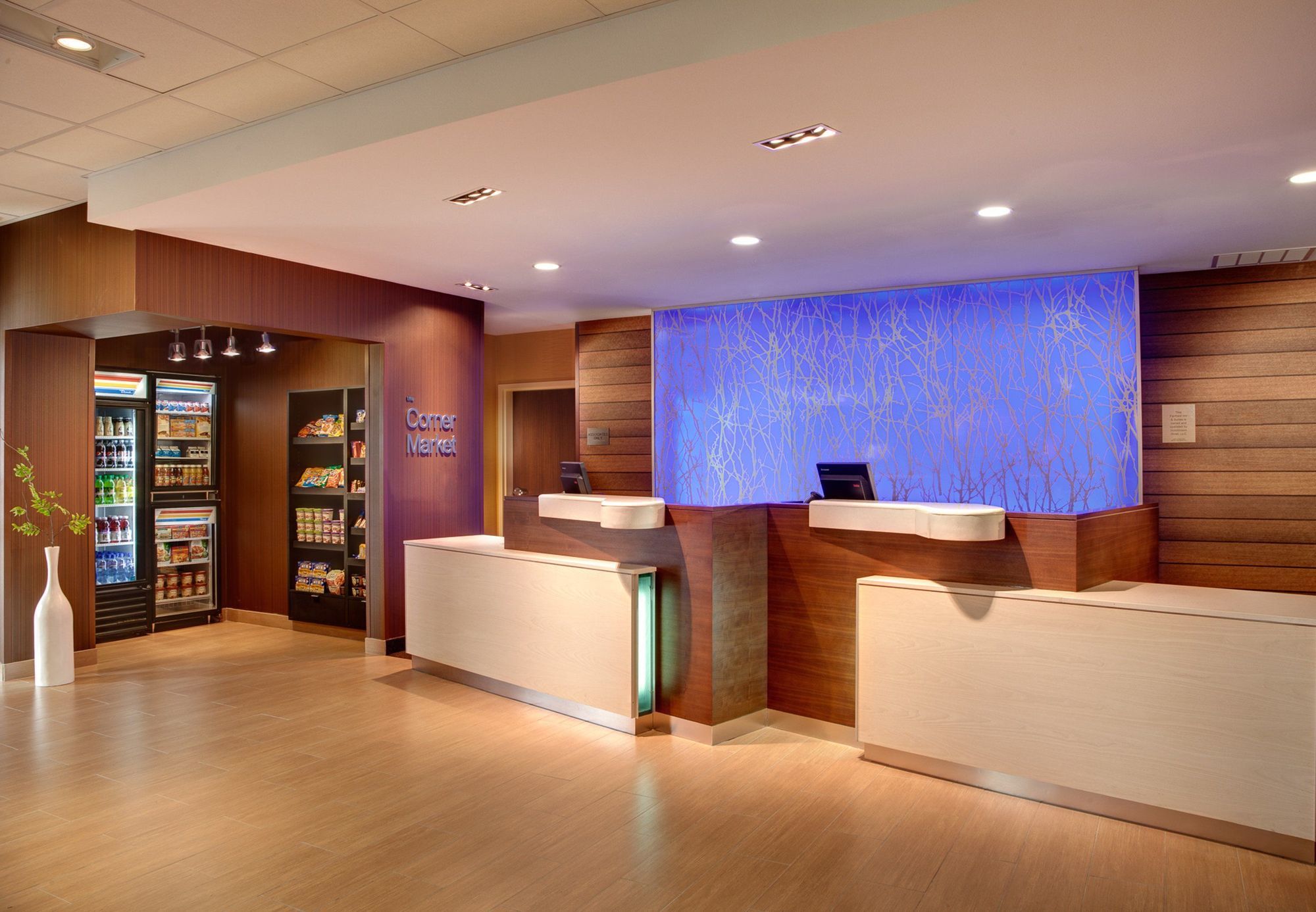 Fairfield Inn & Suites By Marriott Kamloops Esterno foto