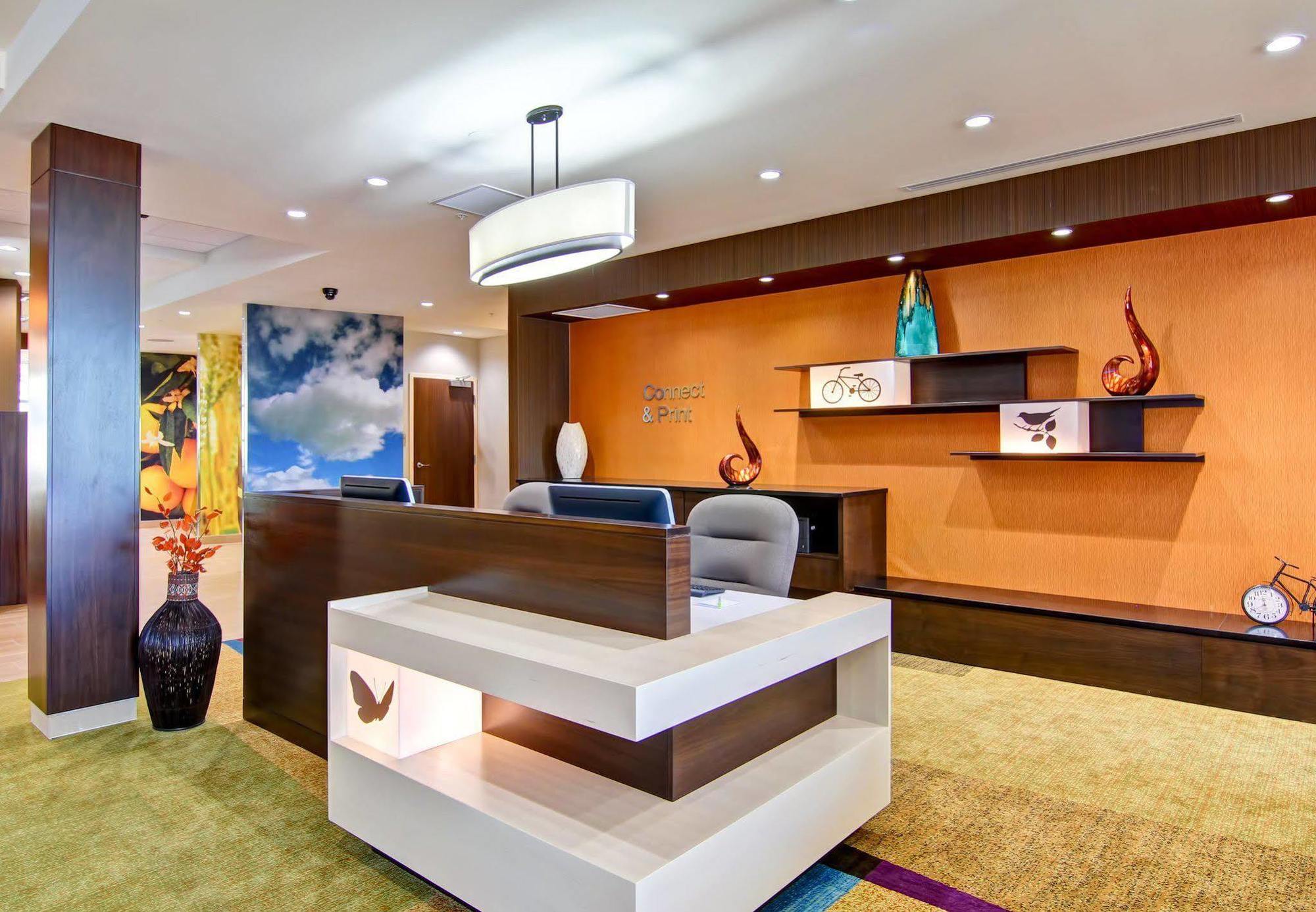 Fairfield Inn & Suites By Marriott Kamloops Esterno foto