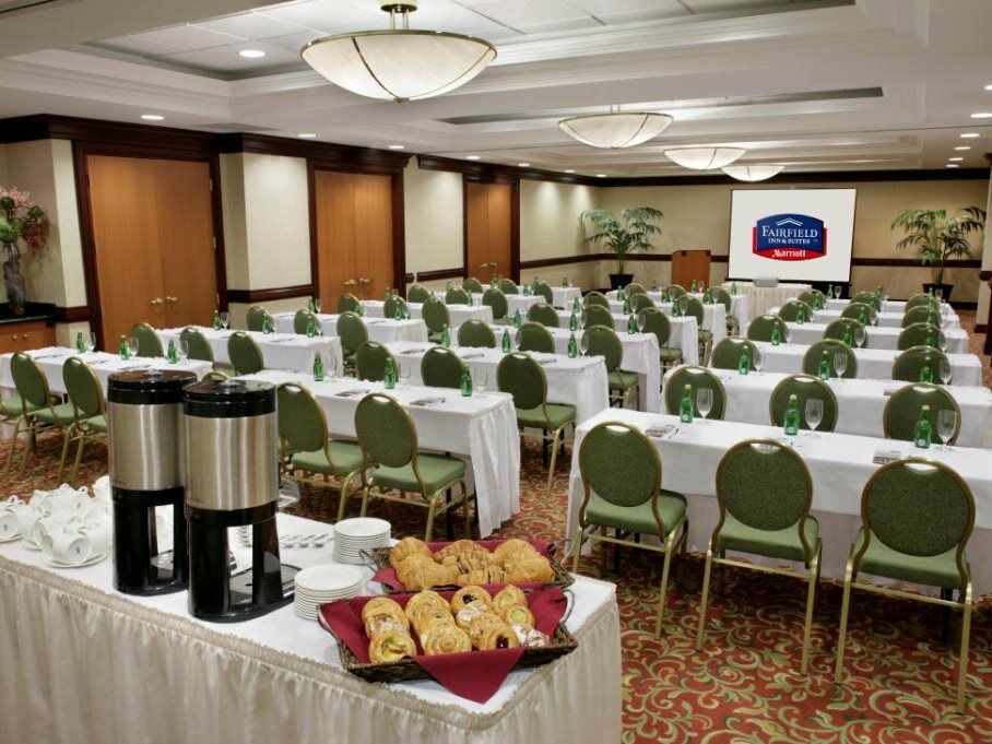 Fairfield Inn & Suites By Marriott Kamloops Esterno foto